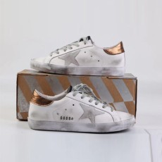 골든구스 남여공용 신상 스니커즈 G305963