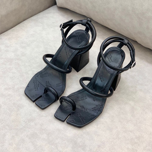 마르지엘라 신상 샌들 190215 블랙