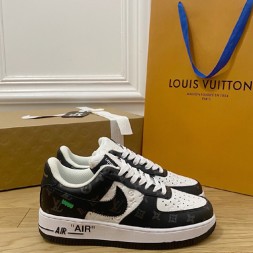 루이비통 나이키 콜라보 남여공용 스니커즈 M0467 블랙