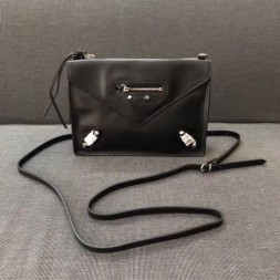 발렌시아가 신상 메신저백 305295 블랙