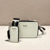프라다 브리크 크로스백 2VH070 화이트