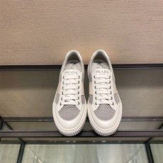 프라다 남성용 신상 스니커즈 F0735-2