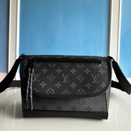 루이비통 펄스 메신저 M12681