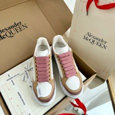 알렉산더 맥퀸  남여공용 스니커즈 586439-4