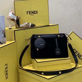 펜디 바이 더 웨이 미디엄 스웨이드 보스턴백 8BL124 블랙