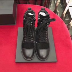 샤넬 스웨이드 쇼트 부츠 G34111 블랙