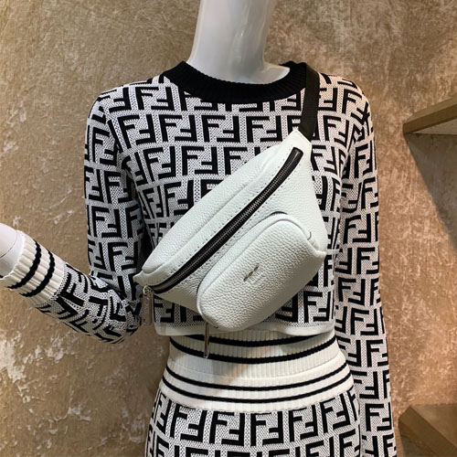 펜디 신상 가죽 벨트백 힙색 F2370A 화이트