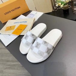 루이비통 여성용 신상 슬리퍼 M0317