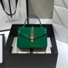 구찌 1969 실비 레더 미니 탑 핸들백 589479 에나멜 그린