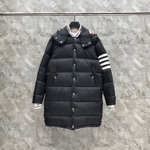 톰브라운 남여공용 패딩 TB8688 블랙