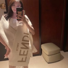 펜디 신상 스카프 FD70243-2