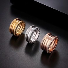 불가리 신상 반지 B70589