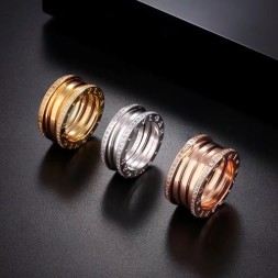 불가리 신상 반지 B70589