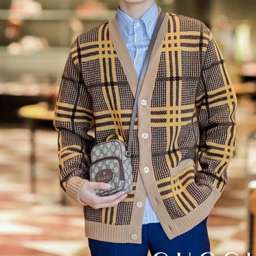 구찌 남여공용 양면용 가디건 617597