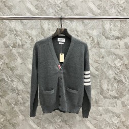 톰브라운 남여공용 가디건 TB8700 그레이