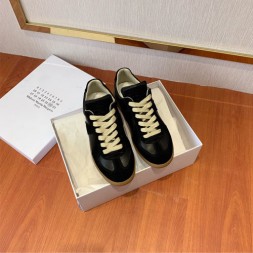 마르지엘라 독일군 여성용 스니커즈 190210 블랙