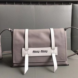 미우미우 신상 가죽 로고 숄더백 5BD073 그레이
