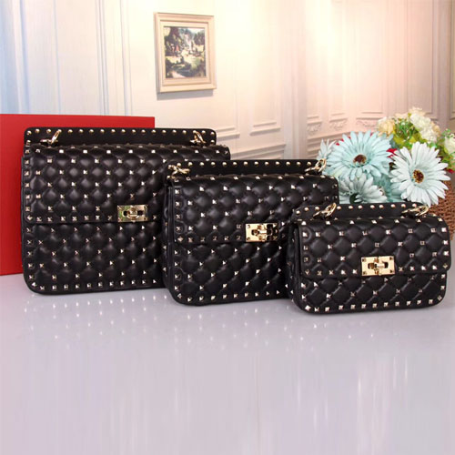 발렌티노 락스터드 스파이크 체인 백 QW1B0123 블랙 금장