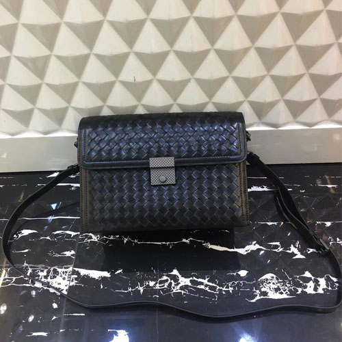 보테가 신상 크로스백 V3002 블랙