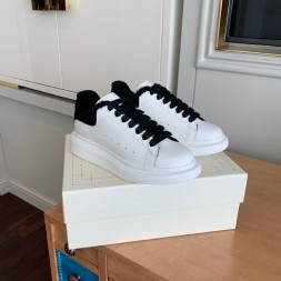 알렉산더 맥퀸  남여공용 스니커즈 586438-2