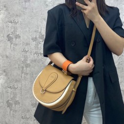 펜디 스몰 새들백 8BT304 베이지