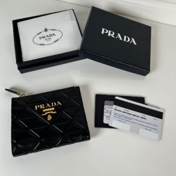 프라다 신상 반지갑 1ML050