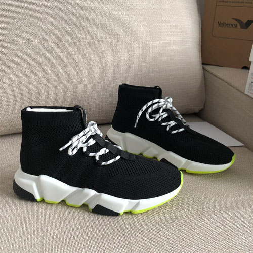 발렌시아가 남여공용 신상 스피드 트레이너 483493 블랙