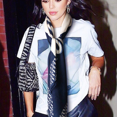 디올 신상 스카프 D1042 네이비