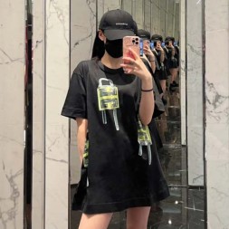 지방시 남여공용 반팔 G02555-1