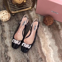 미우미우 신상 펌프스 57180 블랙