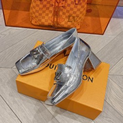 루이비통 여성용 펌프스 M0509-4