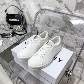 지방시 남여공용 스니커즈 GV390699-4