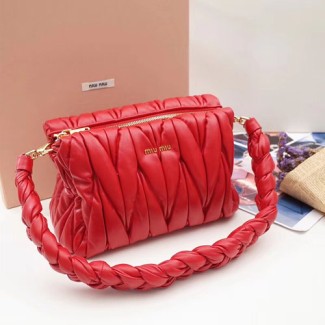 미우미우 마테라세 메가백 5BC022 레드