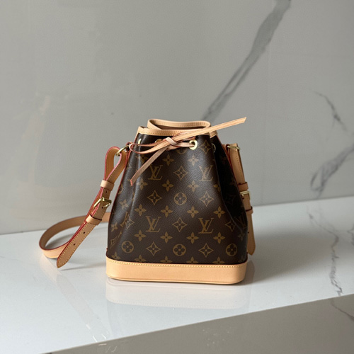 루이비통  노에 BB 버킷백 M40817