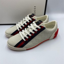 구찌 남성용 신상 스니커즈 620293