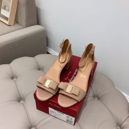 페레가모 신상 펌프스 F38071-3 베이지