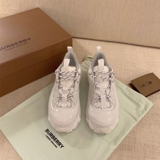 버버리 남여공용 아서 스니커즈 80109644 화이트