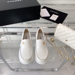샤넬 여성용 로퍼 G34420 화이트