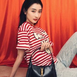 구찌 남여공용 반팔  617568-2