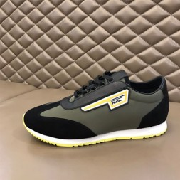 프라다 남성용 신상 스니커즈 F0741-1