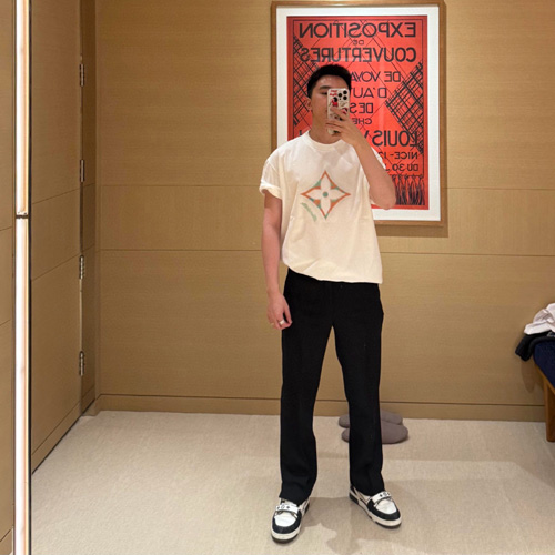 루이비통 남여공용 반팔 M10492