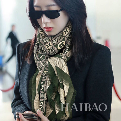 루이비통 신상 스카프 MP2291 그린