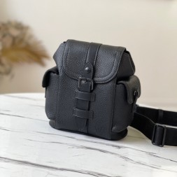 루이비통 크리스토퍼 XS M58495