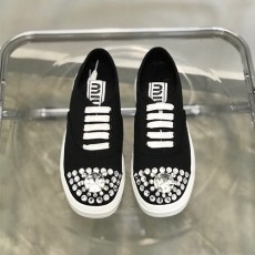 미우미우 신상 스니커즈 57210 블랙