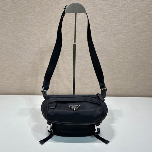 프라다 바이커백 스몰 2VH171