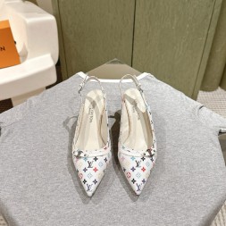 루이비통 여성용 펌프스  M0577-1