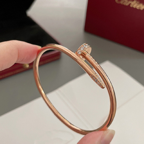 까르띠에 신상 팔찌 CA92548