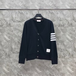 톰브라운 남여공용 가디건 TB8698 네이비