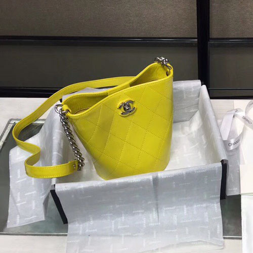 샤넬 신상 에나멜 버킷백 A8117 옐로우