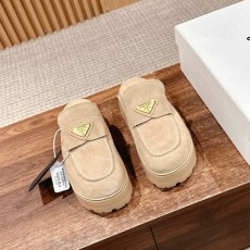 프라다  여성용 뮬 F0913-3